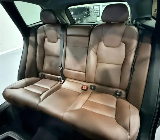 2018 Volvo XC60 T5 Momentum