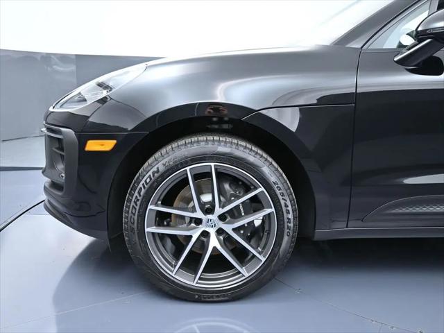 2025 Porsche Macan Macan