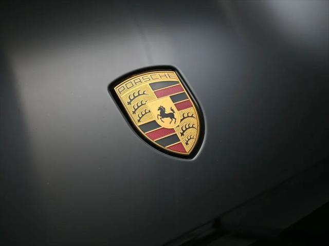 2025 Porsche Macan Macan