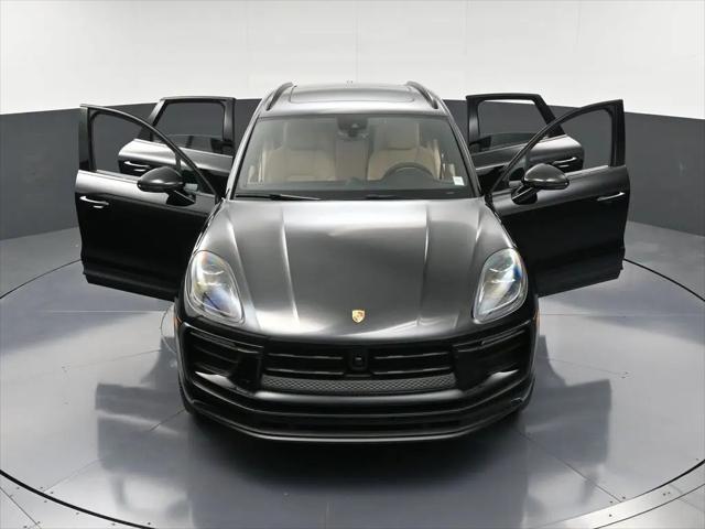 2025 Porsche Macan Macan