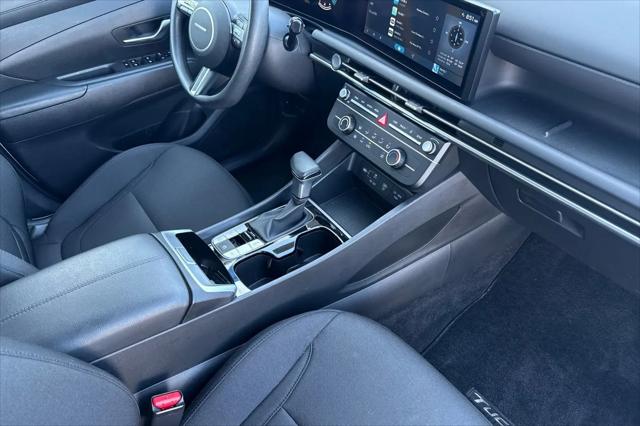 2025 Hyundai Tucson SE