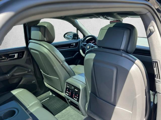 2020 Porsche Cayenne Cayenne