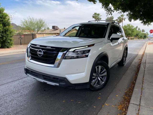 2024 Nissan Pathfinder SL FWD