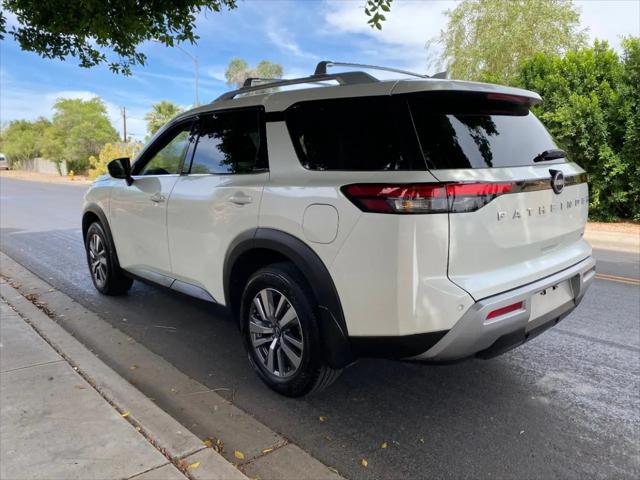 2024 Nissan Pathfinder SL FWD