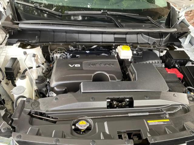2024 Nissan Pathfinder SL FWD
