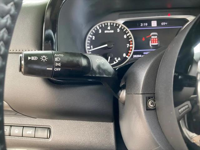 2024 Nissan Pathfinder SL FWD