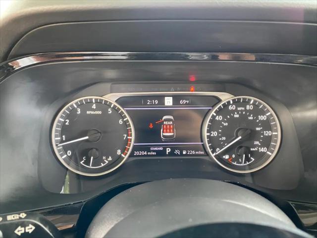 2024 Nissan Pathfinder SL FWD