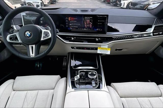 2027 BMW X7 M60i