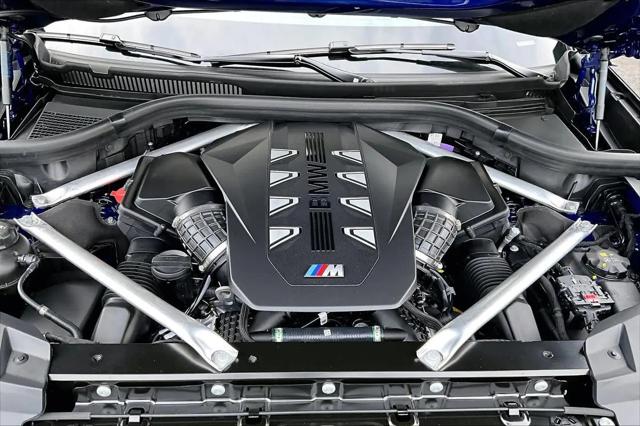 2027 BMW X7 M60i