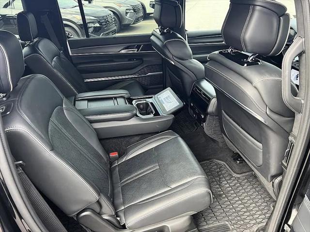2024 Jeep Grand Wagoneer L Series II 4x4