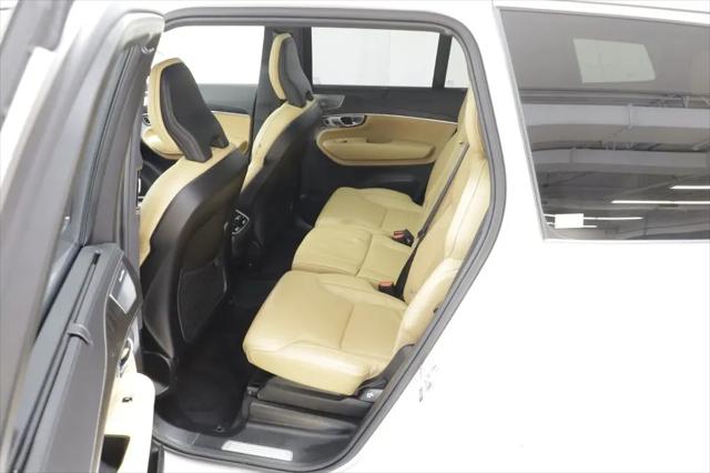 2024 Volvo XC90 B6 Ultimate Bright Theme 7-Seater