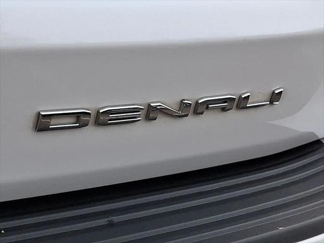 2021 GMC Yukon XL 4WD Denali