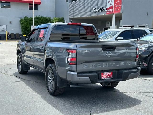 2025 Nissan Frontier Crew Cab SV 4x4