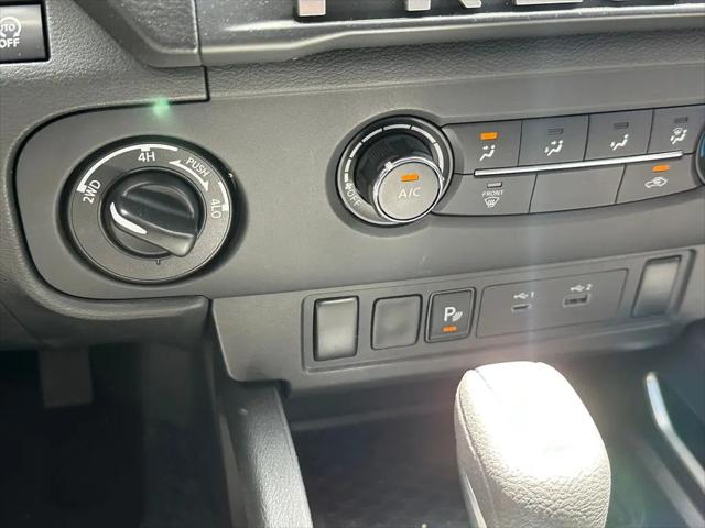 2025 Nissan Frontier Crew Cab SV 4x4