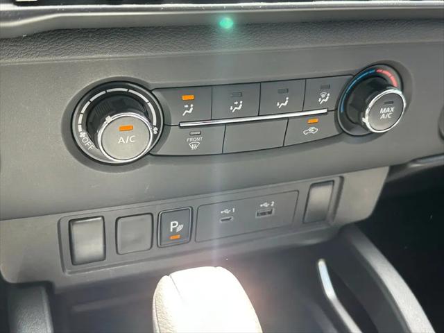 2025 Nissan Frontier Crew Cab SV 4x4