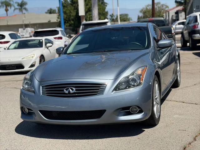 2015 INFINITI Q60 Journey