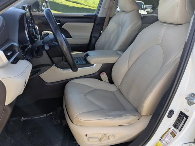 2021 Toyota Highlander XLE