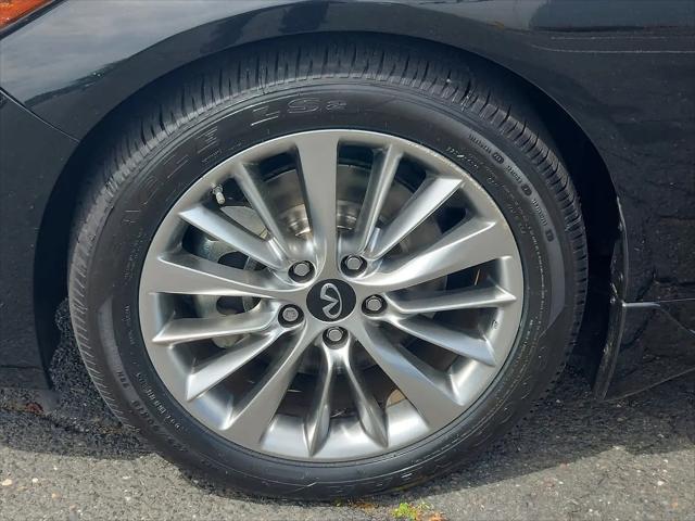 2023 INFINITI Q50 LUXE AWD