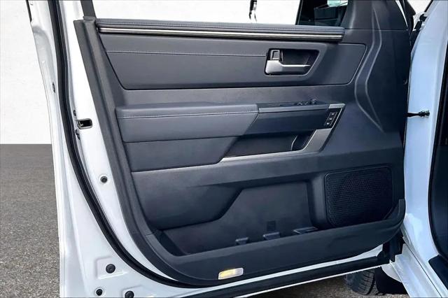 2026 Toyota Tundra Platinum CrewMax 5.5' Bed
