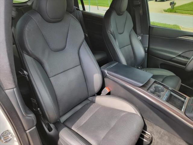 2022 Tesla Model X Plaid Tri Motor All-Wheel Drive