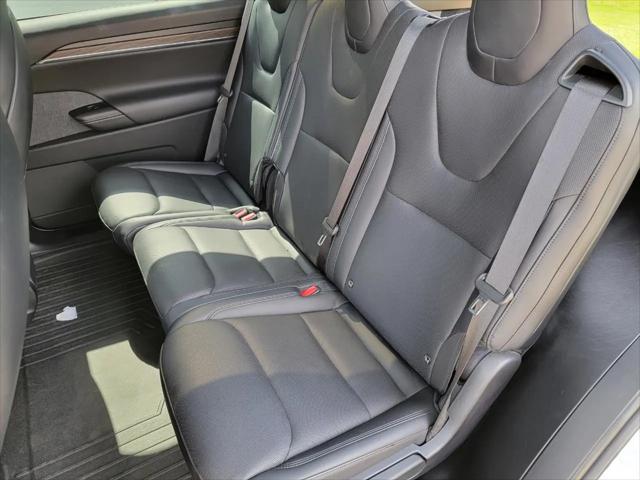 2022 Tesla Model X Plaid Tri Motor All-Wheel Drive
