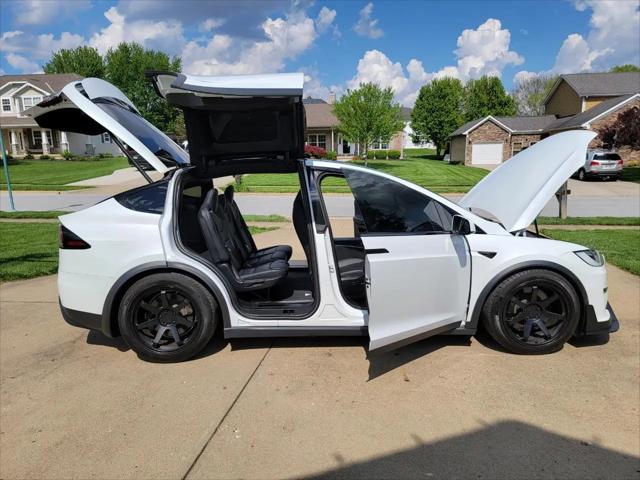 2022 Tesla Model X Plaid Tri Motor All-Wheel Drive