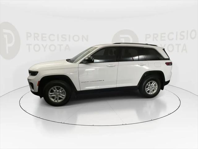 2023 Jeep Grand Cherokee Laredo 4x2