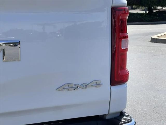 2026 Ram 1500 Big Horn Crew Cab 4x4 5'7" Box