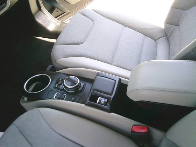 2014 BMW i3 Base w/Range Extender