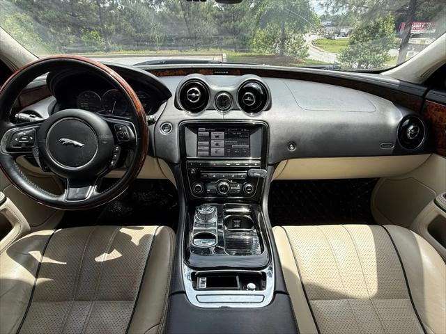 2015 Jaguar XJ XJL Portfolio