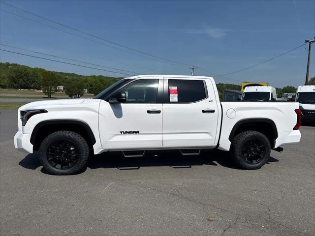 2026 Toyota Tundra SR5 CrewMax 5.5' Bed