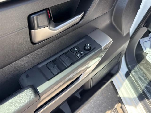2026 Toyota Tundra SR5 CrewMax 5.5' Bed