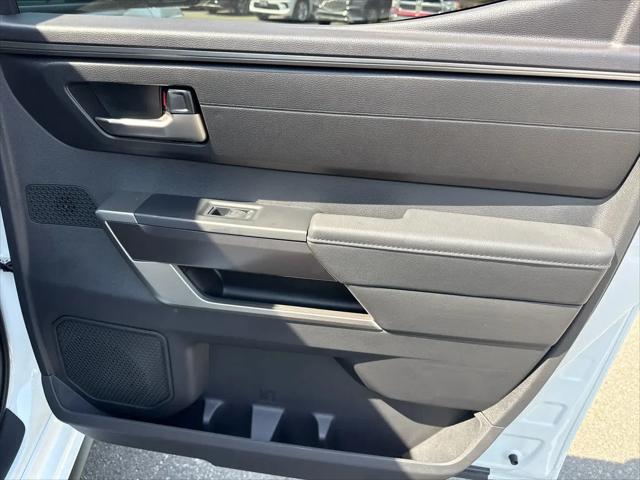 2026 Toyota Tundra SR5 CrewMax 5.5' Bed