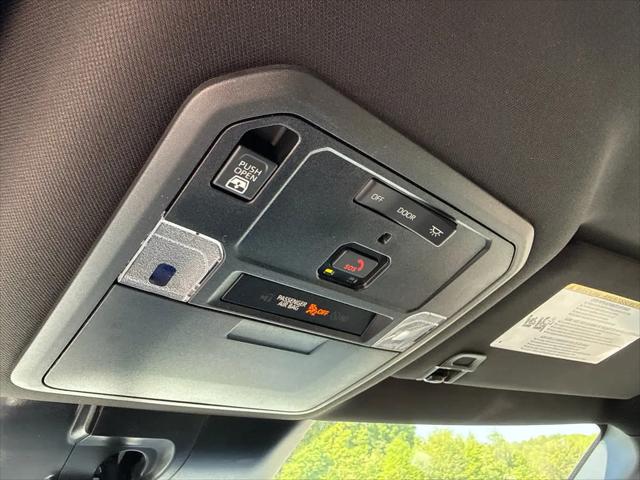 2026 Toyota Tundra SR5 CrewMax 5.5' Bed