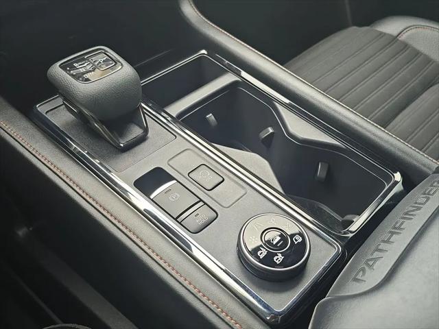 2024 Nissan Pathfinder Rock Creek 4WD