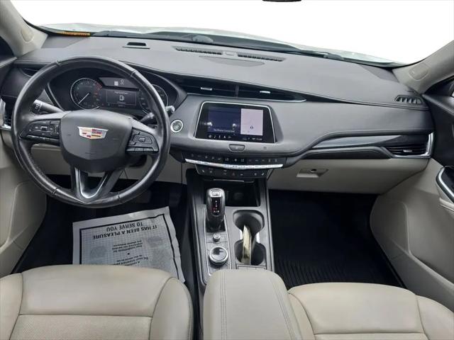 2019 Cadillac XT4 Premium Luxury