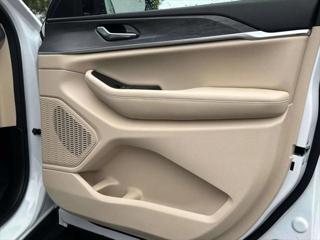 2025 Jeep Grand Cherokee Limited 4x4