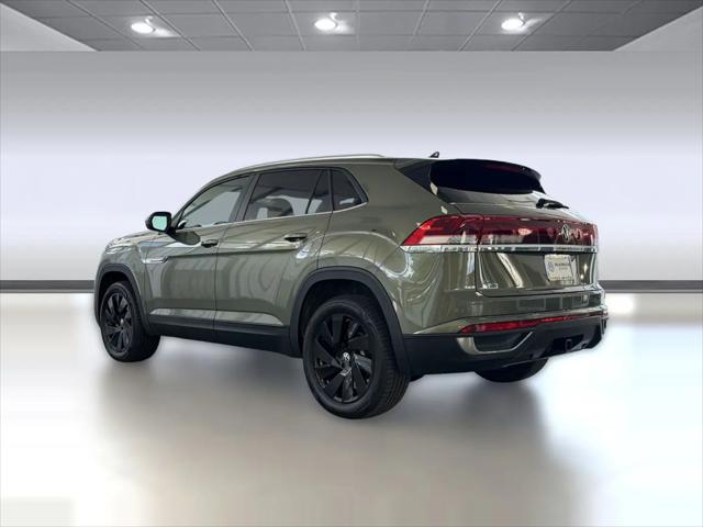 2026 Volkswagen Atlas Cross Sport SE with Technology