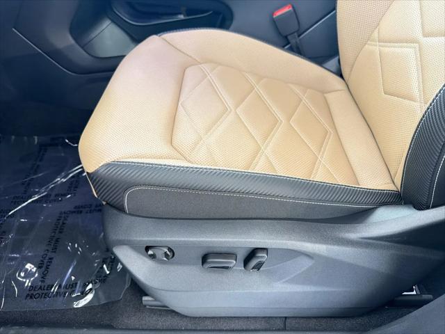 2026 Volkswagen Atlas Cross Sport SE with Technology