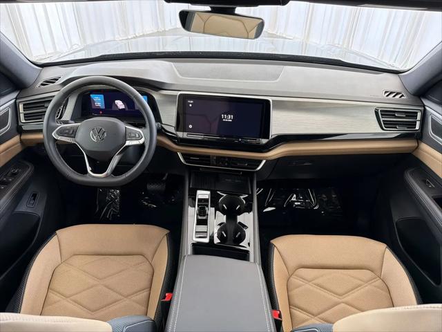 2026 Volkswagen Atlas Cross Sport SE with Technology
