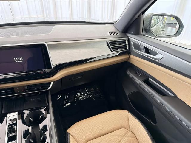 2026 Volkswagen Atlas Cross Sport SE with Technology