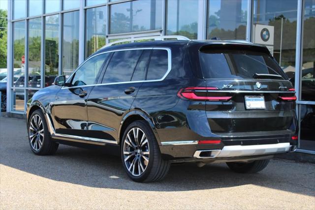 2025 BMW X7 xDrive40i