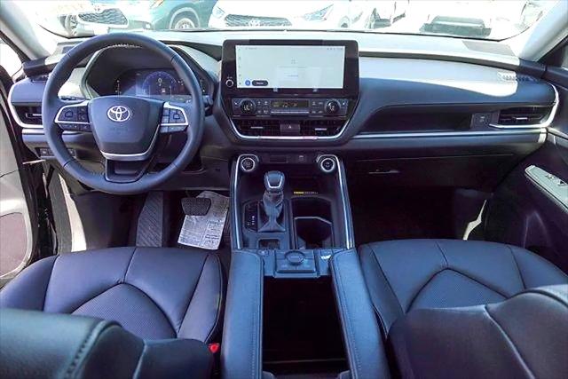 2026 Toyota Grand Highlander LE