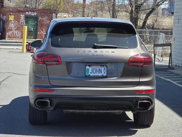 2016 Porsche Cayenne Cayenne