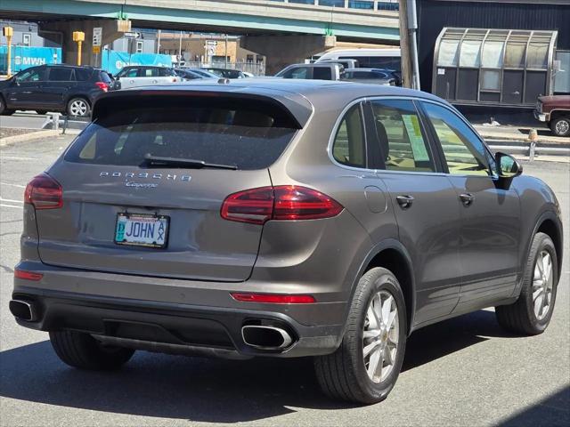 2016 Porsche Cayenne Cayenne