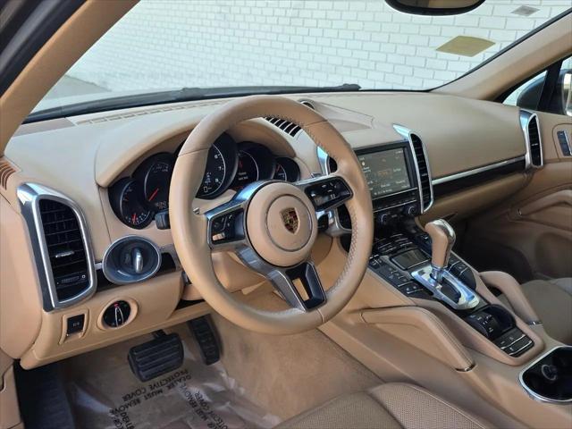 2016 Porsche Cayenne Cayenne