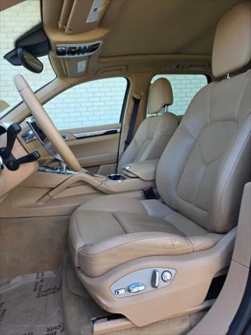 2016 Porsche Cayenne Cayenne