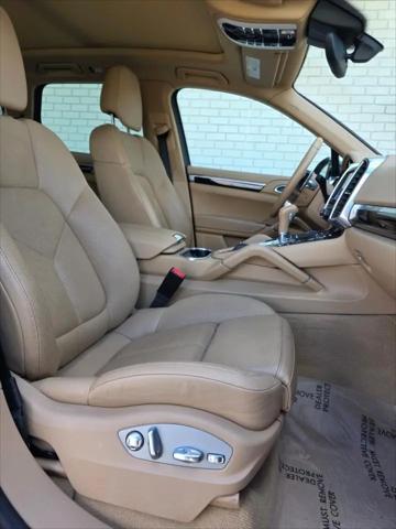 2016 Porsche Cayenne Cayenne
