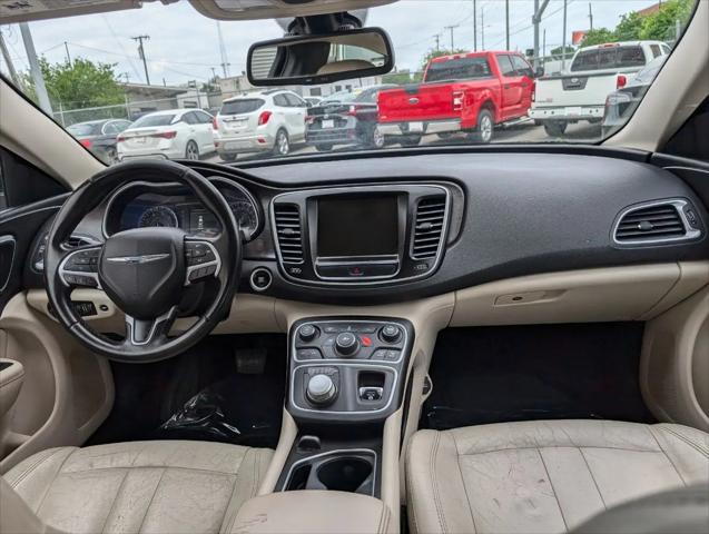 2017 Chrysler 200 Limited Platinum