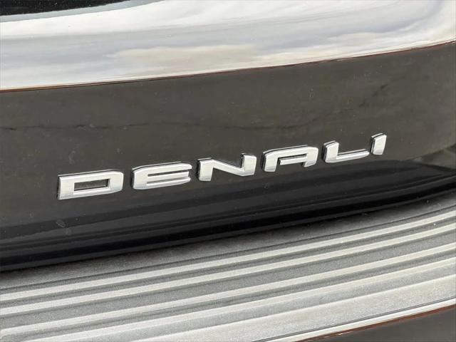 2023 GMC Yukon XL 4WD Denali